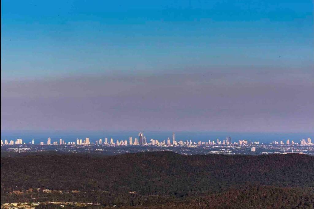 הוילה מאונט טאמבורין Mountain Living With Ocean Views מראה חיצוני תמונה