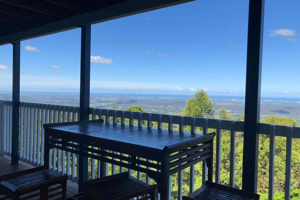 הוילה מאונט טאמבורין Mountain Living With Ocean Views מראה חיצוני תמונה